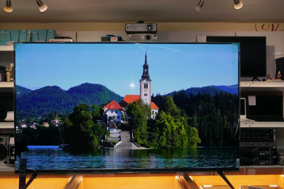 Samsung UE55AU7022K 4K Smart TV
